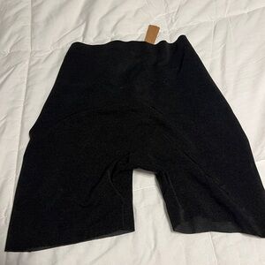 Skims sheer sculpt low back short. Size Medium